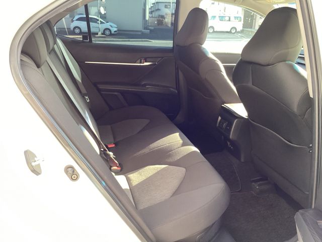 TOYOTA CAMRY HYBRID 2017