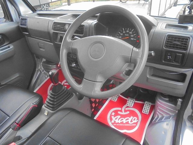 MITSUBISHI MINICAB van 2009