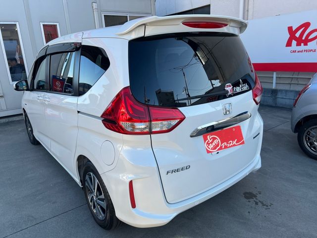 HONDA FREED HYBRID 2022