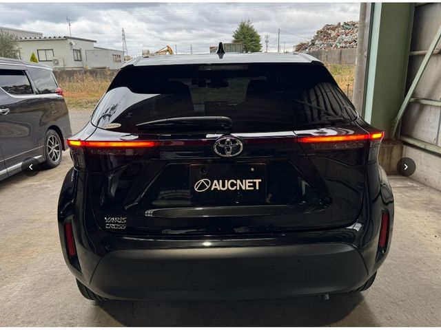 TOYOTA YARIS CROSS 2022