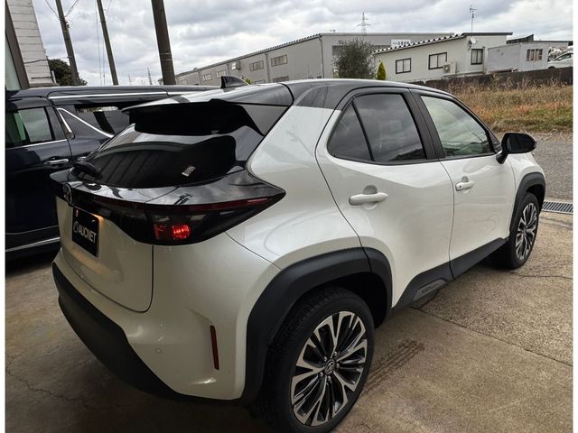 TOYOTA YARIS CROSS 2022