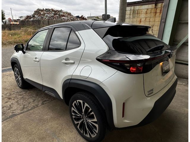 TOYOTA YARIS CROSS 2022