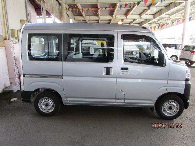 DAIHATSU HIJET CARGO 4WD 2024