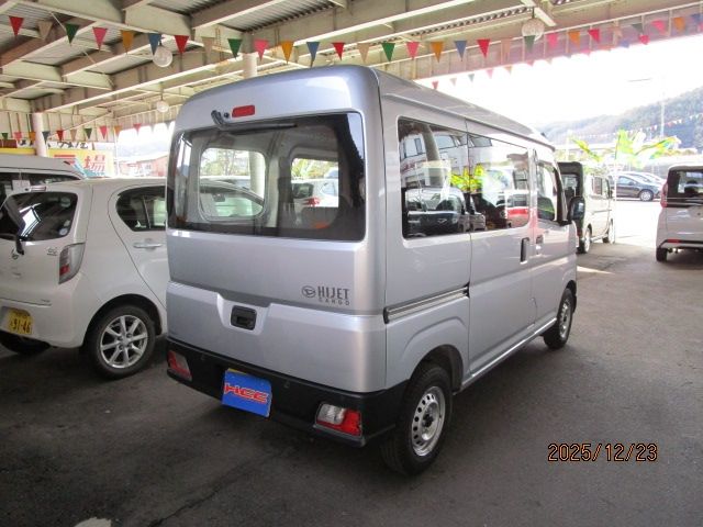 DAIHATSU HIJET CARGO 4WD 2024