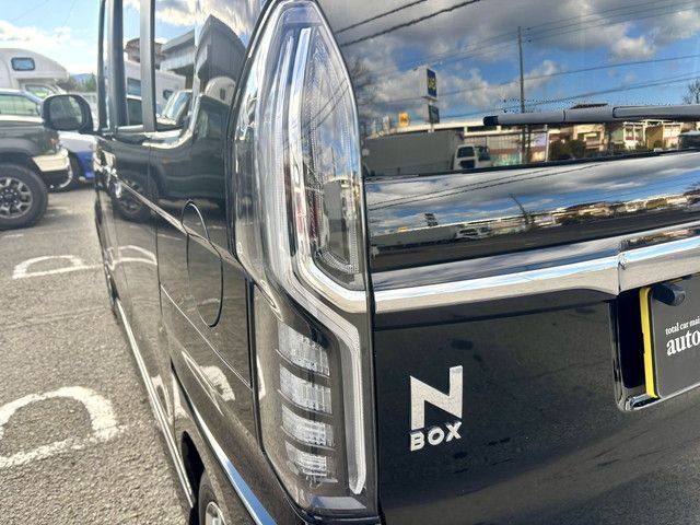 HONDA N BOX CUSTOM 2021