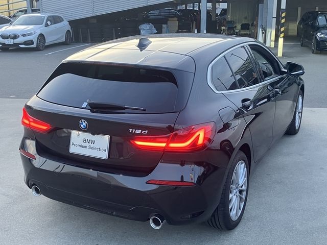 BMW BMW 1series 2024