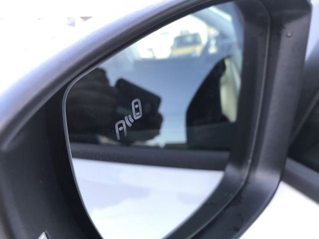 VOLKSWAGEN VOLKSWAGEN T-Cross 2023