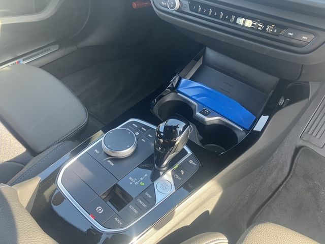 BMW BMW 1series 2024