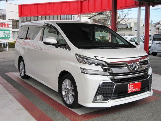TOYOTA VELLFIRE 2015