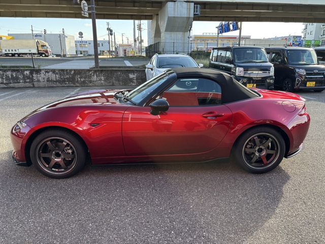 MAZDA ROADSTER 2024