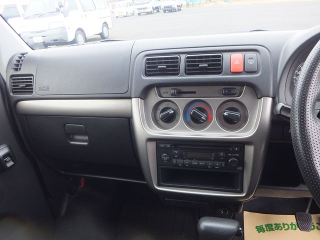 HONDA VAMOS HOBIO VAN 4WD 2017