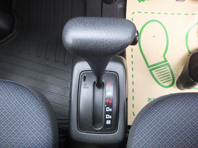 HONDA VAMOS HOBIO VAN 4WD 2017