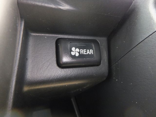 HONDA VAMOS HOBIO VAN 4WD 2017