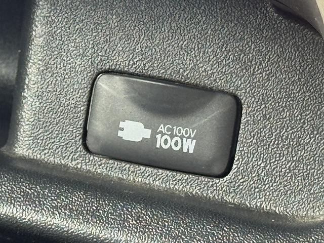 TOYOTA HIACE van 2WD 2017