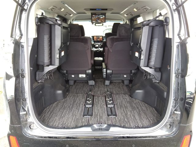 TOYOTA VELLFIRE 2019