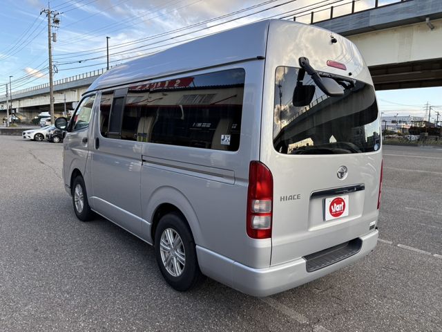 TOYOTA HIACE van 2WD 2010