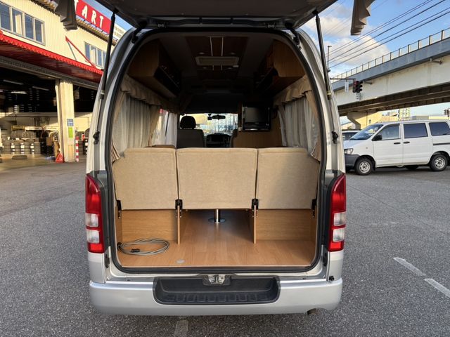 TOYOTA HIACE van 2WD 2010