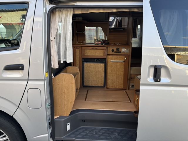 TOYOTA HIACE van 2WD 2010