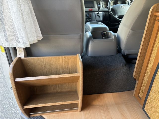 TOYOTA HIACE van 2WD 2010