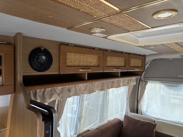 TOYOTA HIACE van 2WD 2010