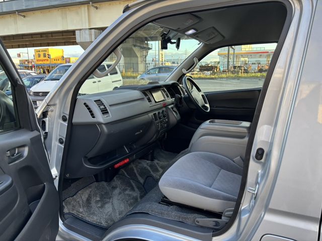 TOYOTA HIACE van 2WD 2010