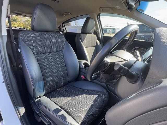 HONDA VEZEL HYBRID 2017