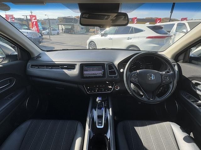 HONDA VEZEL HYBRID 2017