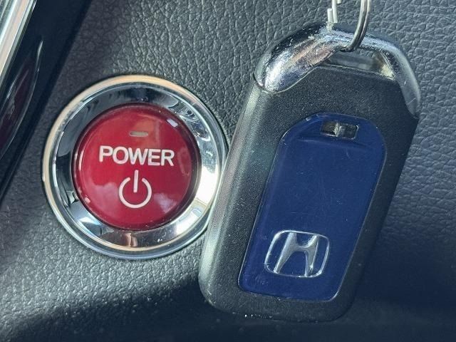 HONDA VEZEL HYBRID 2017