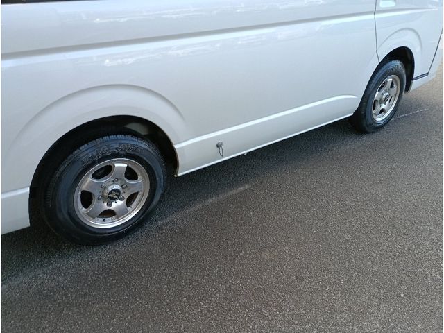 TOYOTA HIACE wagon 4WD 2011