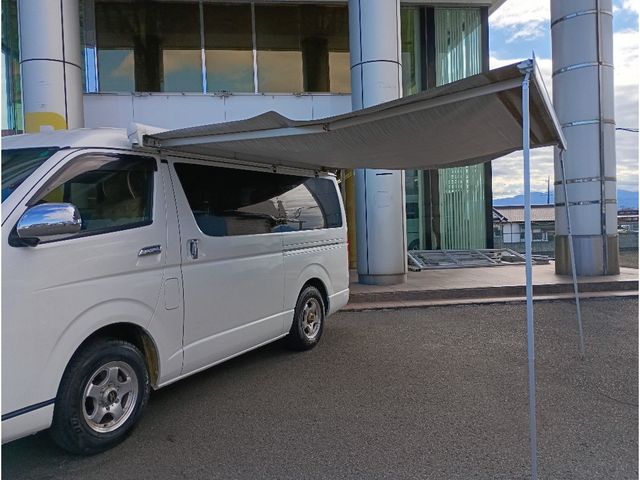TOYOTA HIACE wagon 4WD 2011