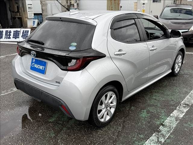 TOYOTA YARIS HYBRID 2020