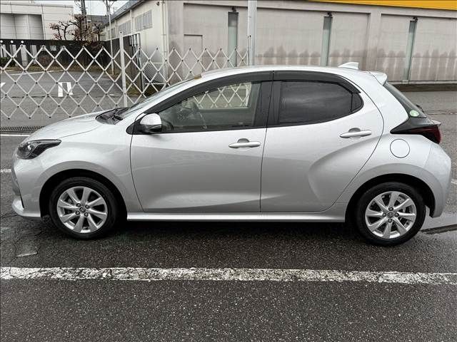 TOYOTA YARIS HYBRID 2020