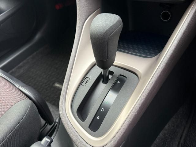 TOYOTA YARIS HYBRID 2020