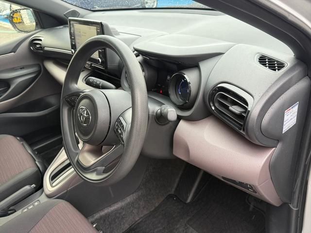 TOYOTA YARIS HYBRID 2020