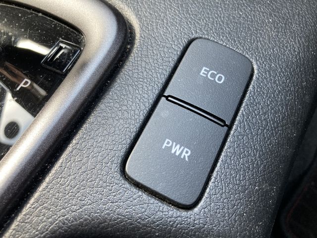 TOYOTA HILUX 4WD 2024