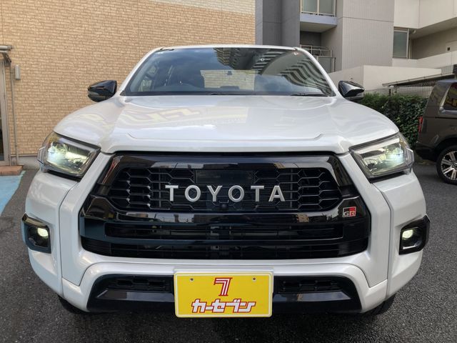 TOYOTA HILUX 4WD 2024