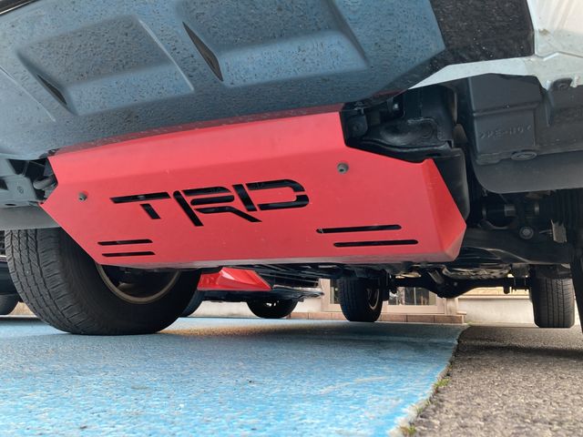 TOYOTA HILUX 4WD 2024