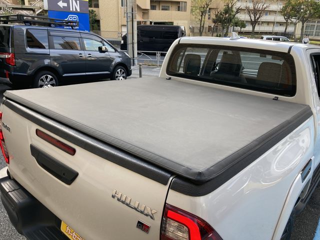 TOYOTA HILUX 4WD 2024