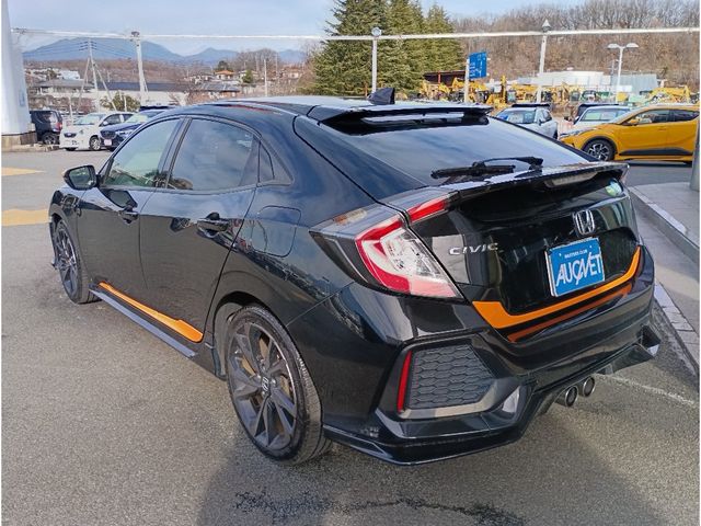 HONDA CIVIC hatchback 2019
