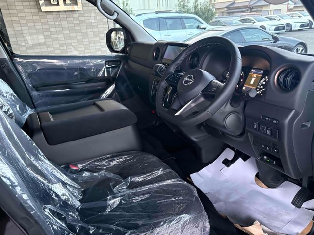 NISSAN CARAVAN van 2WD 2025