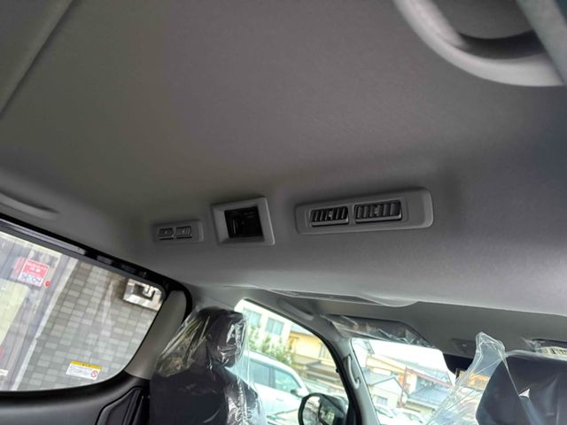 NISSAN CARAVAN van 2WD 2025