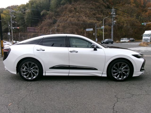 TOYOTA CROWN CROSSOVER 2023