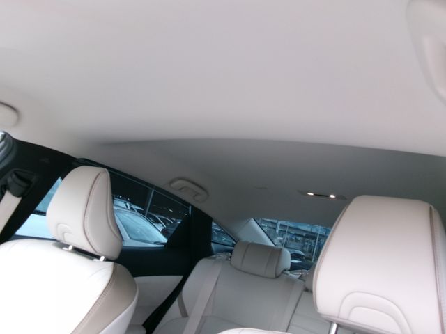 TOYOTA CROWN CROSSOVER 2023