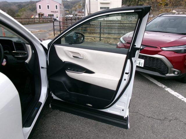 TOYOTA CROWN CROSSOVER 2023