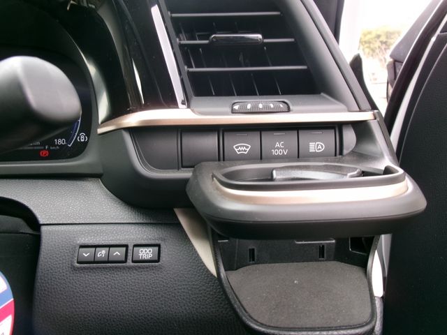 TOYOTA CROWN CROSSOVER 2023