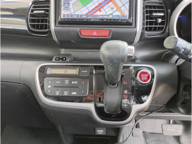 HONDA N BOX CUSTOM 2014