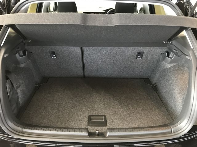 VOLKSWAGEN VOLKSWAGEN POLO 2018