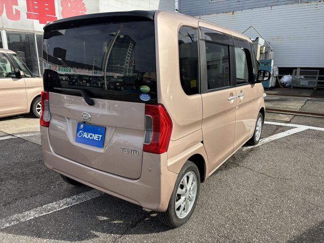 DAIHATSU TANTO 4WD 2019