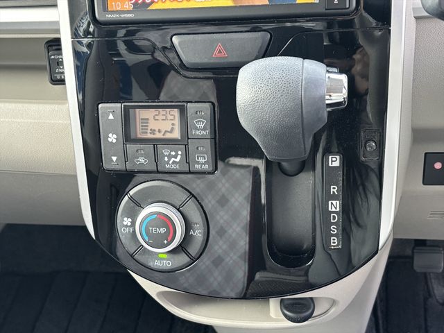 DAIHATSU TANTO 4WD 2019