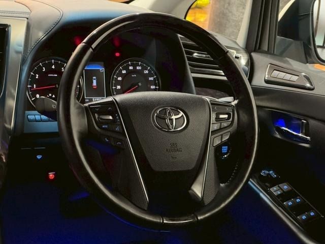 TOYOTA ALPHARD 4WD 2018